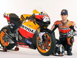 Repsol Honda RC212V Official presentation. MotoGP wallpaper 2011 (HD PHOTO)